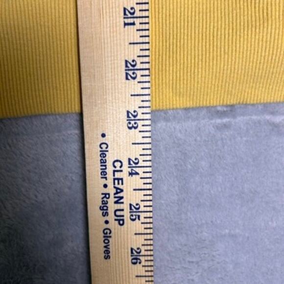 Pusheen Crew Neck Sweater Womens XS Butter Yellow Subtle Cat Graphic Whimsy Twee - Picture 7 of 7